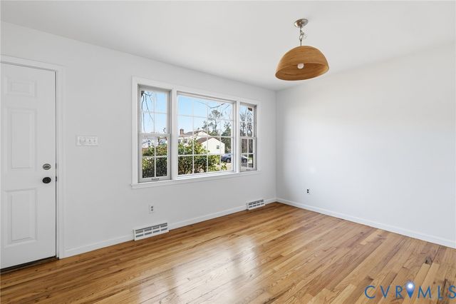 9034 Shari Dr, Henrico, VA 23228