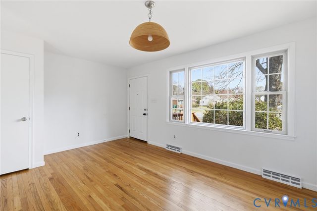 9034 Shari Dr, Henrico, VA 23228