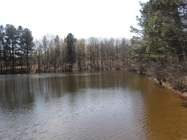 1635 GR 402 Road, Lafe, AR 72436