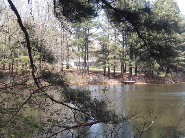 1635 GR 402 Road, Lafe, AR 72436