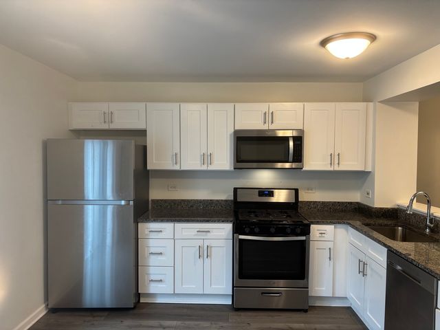59 S Treehouse Lane S 59, Round Lake, IL 60073