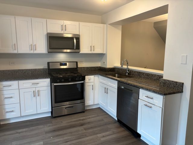59 S Treehouse Lane S 59, Round Lake, IL 60073