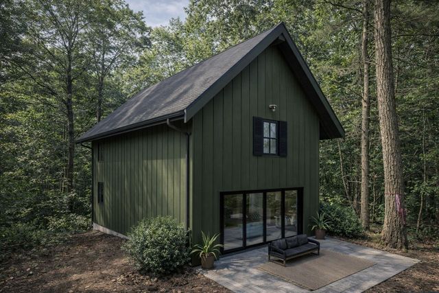 57 Middle Ridge Road, Campton, KY 41301