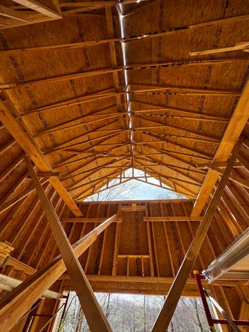 57 Middle Ridge Road, Campton, KY 41301