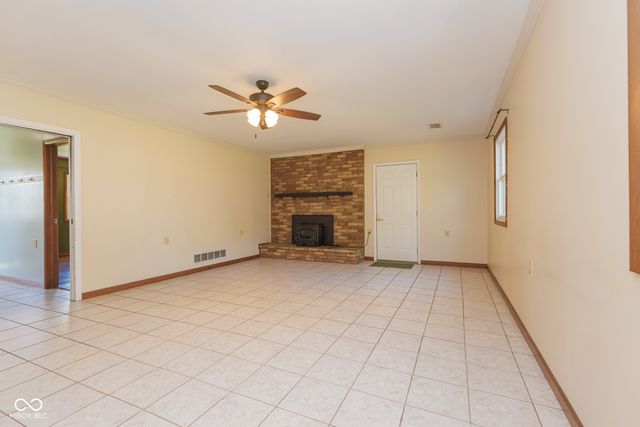 3404 W Robinwood Drive, Muncie, IN 47304