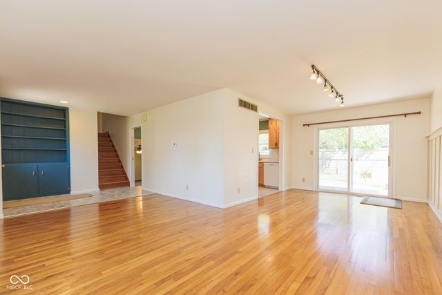 3404 W Robinwood Drive, Muncie, IN 47304