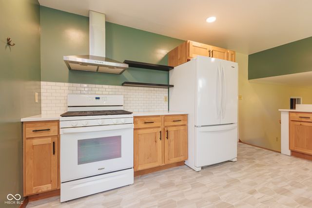3404 W Robinwood Drive, Muncie, IN 47304
