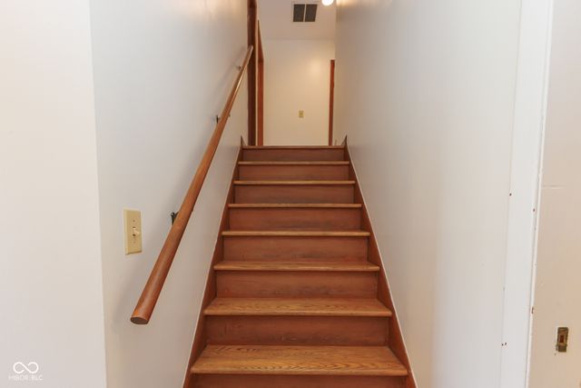 3404 W Robinwood Drive, Muncie, IN 47304