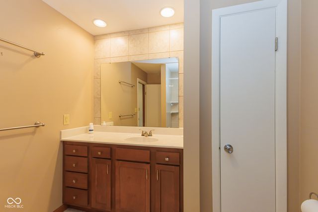 3404 W Robinwood Drive, Muncie, IN 47304