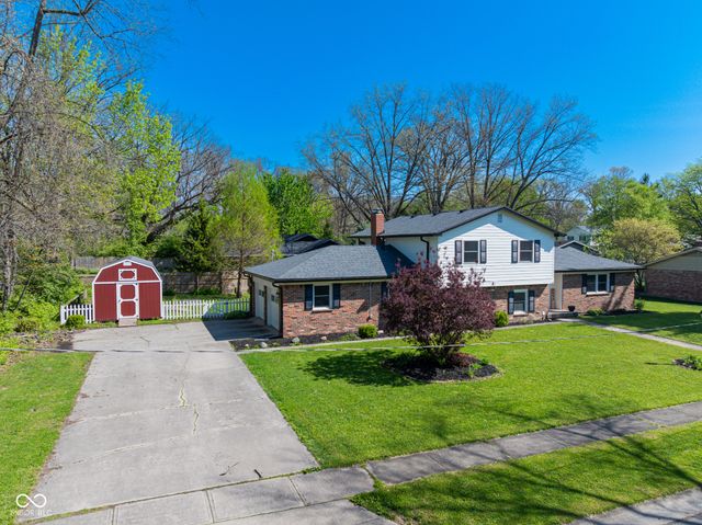 3404 W Robinwood Drive, Muncie, IN 47304
