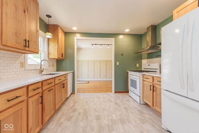 3404 W Robinwood Drive, Muncie, IN 47304