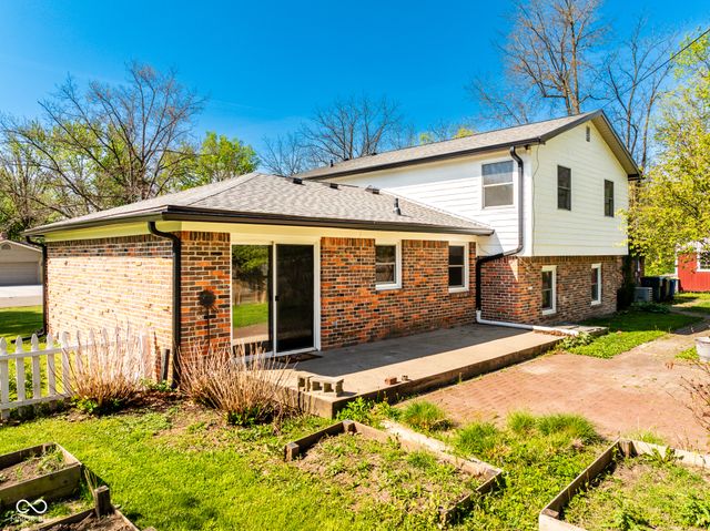 3404 W Robinwood Drive, Muncie, IN 47304