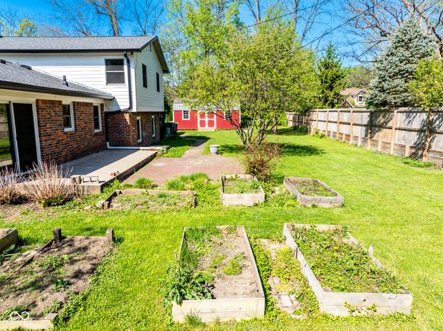 3404 W Robinwood Drive, Muncie, IN 47304