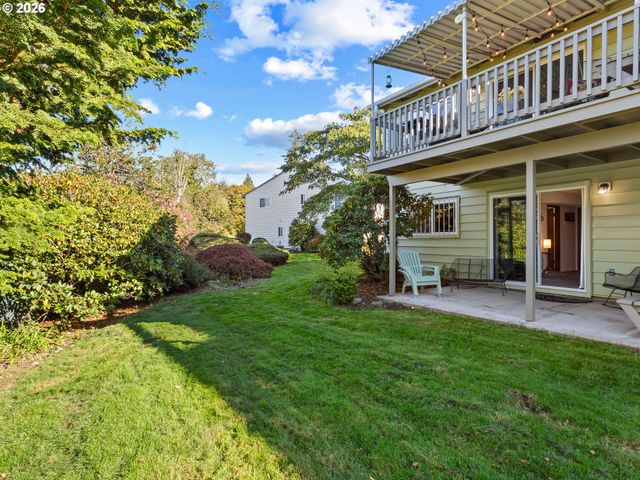 15031 Ne ROSE Pkwy, Portland, OR 97230