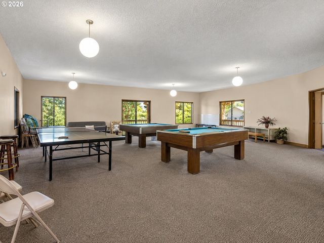 15031 Ne ROSE Pkwy, Portland, OR 97230