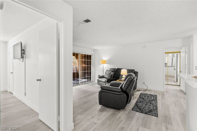 2200 South Fort Apache Road 2156, Las Vegas, NV 89117