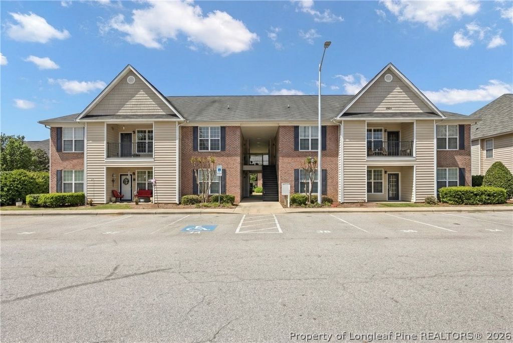 2641 McArthur Landing Circle 201, Fayetteville, NC 28311 — exterior
