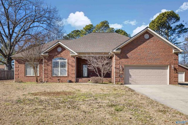 34 Sharon Avenue, Trinity, AL 35673