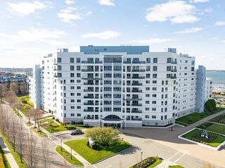 2001 Marina Dr 312, Quincy, MA 02171