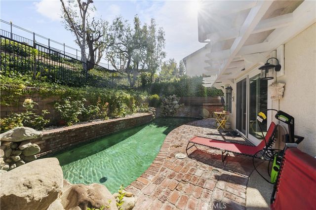 23900 Arminta, West Hills, CA 91304
