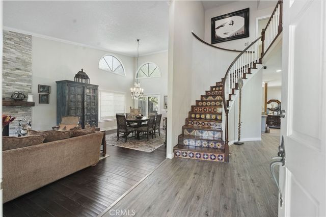 23900 Arminta, West Hills, CA 91304