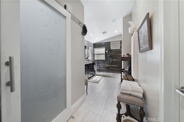 23900 Arminta, West Hills, CA 91304