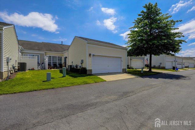 386 Harrier Drive, Monroe, NJ 08331