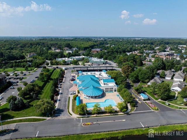386 Harrier Drive, Monroe, NJ 08331