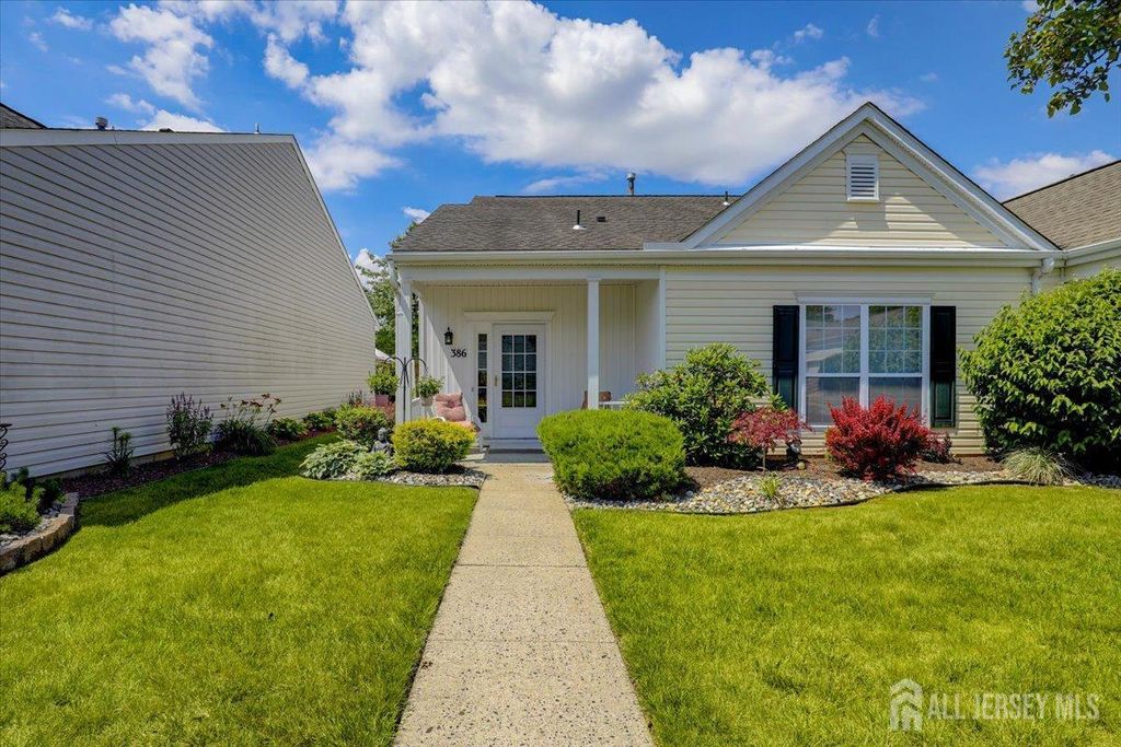 386 Harrier Drive, Monroe, NJ 08331