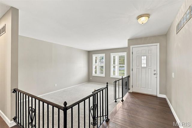 1230 Luray Drive, Chesterfield, MO 63017