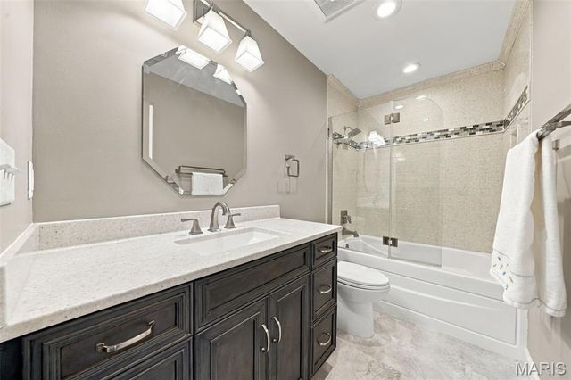 1230 Luray Drive, Chesterfield, MO 63017