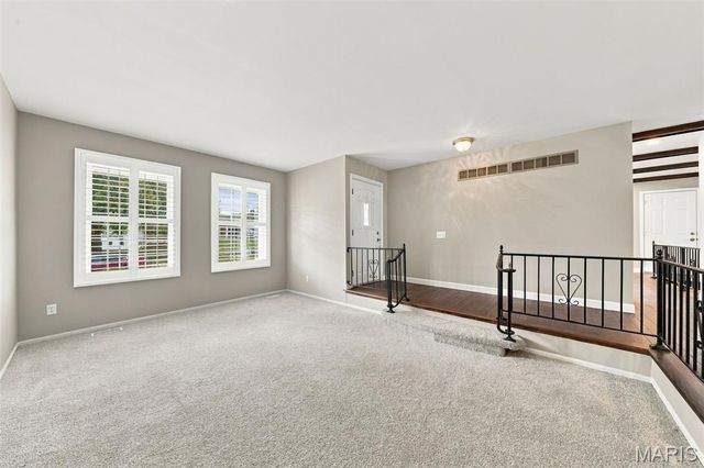 1230 Luray Drive, Chesterfield, MO 63017