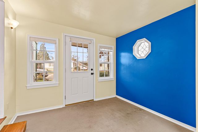 2252 Table Rock Road 222, Medford, OR 97501