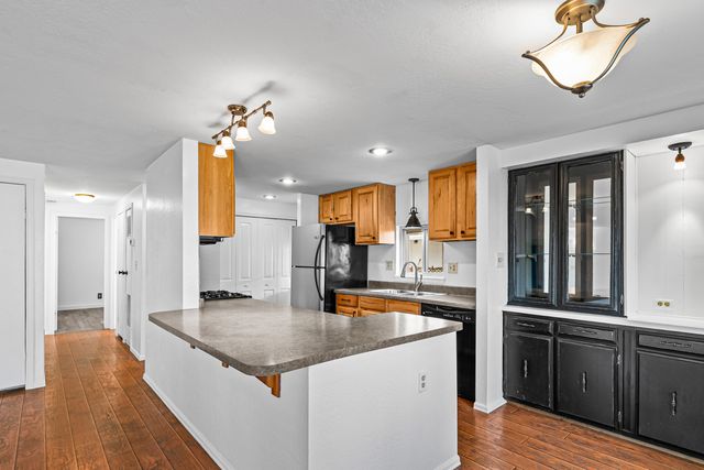 2252 Table Rock Road 222, Medford, OR 97501