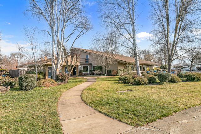 2252 Table Rock Road 222, Medford, OR 97501