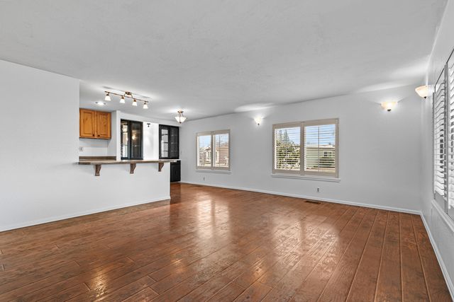 2252 Table Rock Road 222, Medford, OR 97501