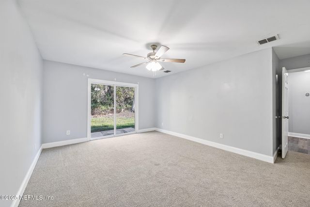 1672 SANDY HOLLOW Loop, Middleburg, FL 32068