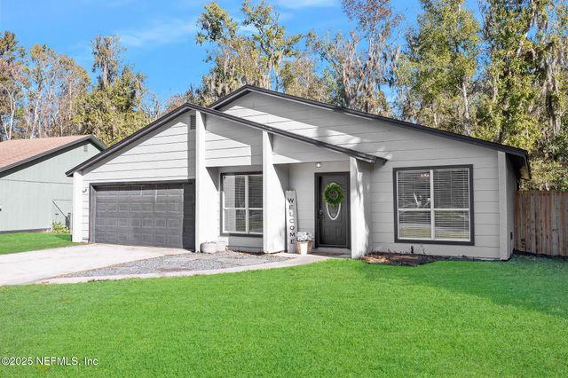 1672 SANDY HOLLOW Loop, Middleburg, FL 32068