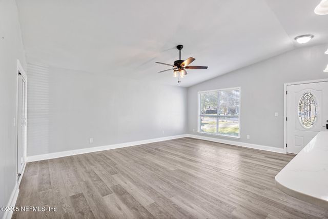 1672 SANDY HOLLOW Loop, Middleburg, FL 32068