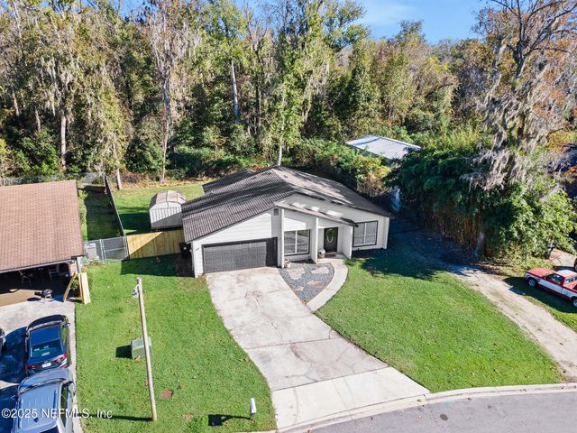 1672 SANDY HOLLOW Loop, Middleburg, FL 32068