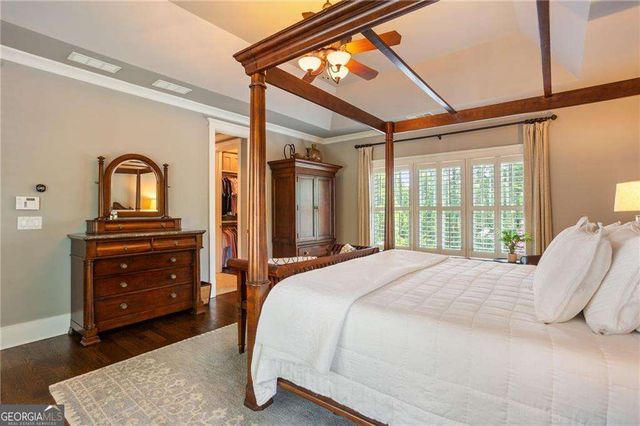 1020 Stonegrove Lane, Roswell, GA 30075