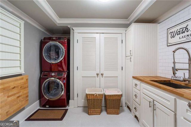 1020 Stonegrove Lane, Roswell, GA 30075