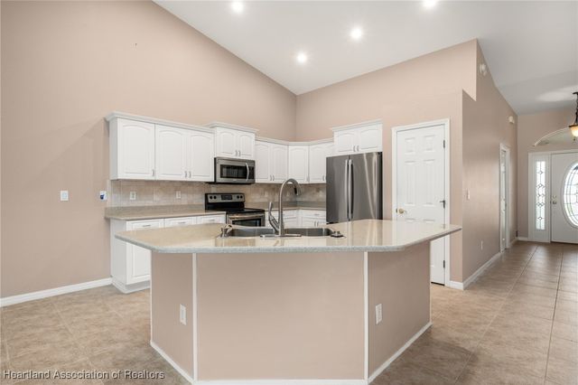 6918 San Benito Drive, Sebring, FL 33872