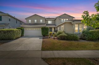 204 Daylily Ln, Patterson, CA 95363