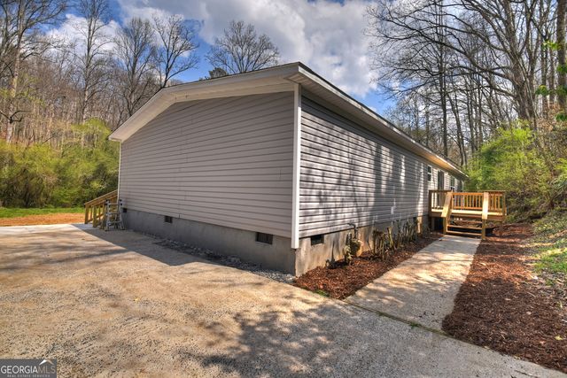 1072 Tails Creek Road, Ellijay, GA 30540