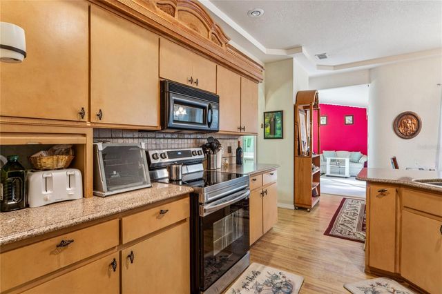 26861 MONDON HILL ROAD, Brooksville, FL 34601