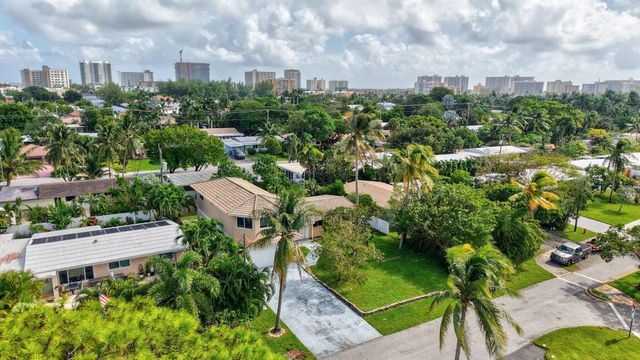 1300 NE 26th Avenue NE, Pompano Beach, FL 33062