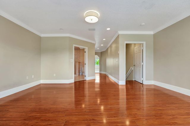 1300 NE 26th Avenue NE, Pompano Beach, FL 33062