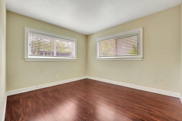 1300 NE 26th Avenue NE, Pompano Beach, FL 33062