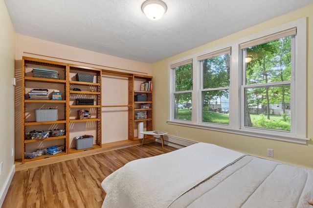 27 Oak Ave, Lunenburg, MA 01462